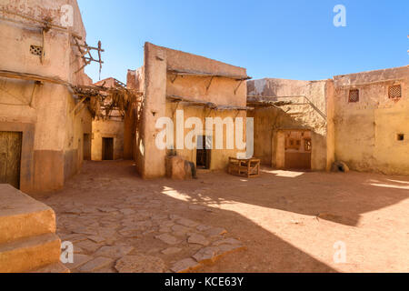 Ouarzazate, Marokko - 4. Januar 2017: Dekoration im Atlas Corporation Studios ist Filmstudio. Ouarzazate Bereich ist Filmemachen Lage, wo Marokkos Bi Stockfoto