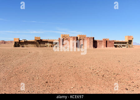 Ouarzazate, Marokko - 4. Januar 2017: Dekoration im CLA Studios ist Filmstudio. Ouarzazate Bereich ist Filmemachen Ort, wo Marokko das größte Studios Stockfoto