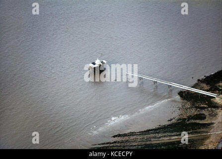 Clevedon Pier, North Somerset. Dieses viktorianische Pier wurde ursprünglich im Jahr 1869 eröffnet. Während der Belastungstests im Jahre 1970 zwei der Spannweiten zusammengebrochen. Abbruch Stockfoto