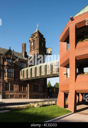 Coventry City Rat Büros, kleinen Park Strasse/Earl Street, Coventry, West Midlands. Außen, Ansicht von Süden westlich der Brücke joinin Kupfer Stockfoto