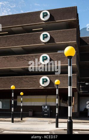 Neue Union Street mehrstöckiges Parkhaus, Coventry, West Midlands. Außen, Ansicht von Süden Osten. Stockfoto