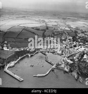 Mevagissey Cornwall. im Juni 1964 fotografiert. aerofilms Sammlung. Stockfoto