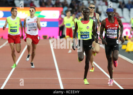 Samwel Mushai KIMANI von Kenia gewinnt Gold bei den Herren 1500 m T11 Finale auf der Welt Para Meisterschaften in London 2017 Stockfoto