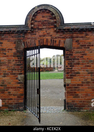 Blick auf das Äußere des Aston Hall (1635), eine Jakobinische Haus von John Thorpe (1565-1655) ein englischer Architekten entworfen. Vom 21. Jahrhundert Stockfoto