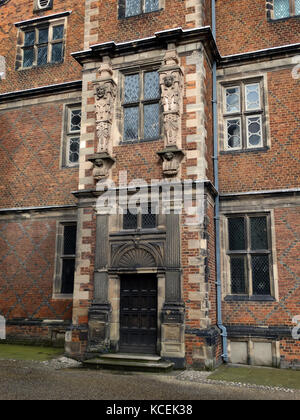 Blick auf das Äußere des Aston Hall (1635), eine Jakobinische Haus von John Thorpe (1565-1655) ein englischer Architekten entworfen. Vom 21. Jahrhundert Stockfoto