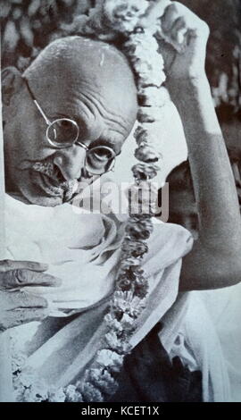 Mohandas Karamchand Gandhi, 1947. Gandhi (2. Oktober 1869 - 30. Januar 1948), war der überragende Führer der indischen Unabhängigkeitsbewegung in Britisch - Indien regiert. Stockfoto