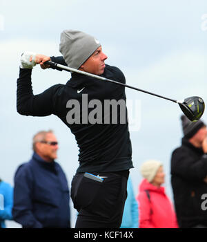 St Andrews, Fife, Schottland, Großbritannien. 4. Oktober 2017. Rory McIlroy, spielt eine pratice Runde der Alfred Dunhill Cup, St Andrews, Fife, Schottland, uk Mittwoch, 4. Oktober 2017 Credit: Derek Allan/Alamy leben Nachrichten Stockfoto