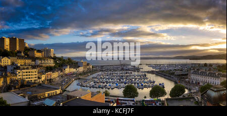 De - Torquay Devon: Hafen und Stadt Stockfoto