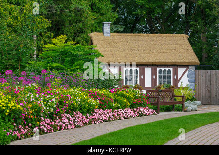 Berghütte in den englischen Garten, Assiniboine Park, Winnipeg, Manitoba, Kanada. Stockfoto