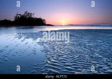 Sonnenuntergang auf Chesterman Beach, Tofino, Vancouver Island, BC, Kanada. Stockfoto