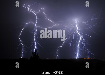 Gewitter auf eine dunkle Nacht Stockfoto