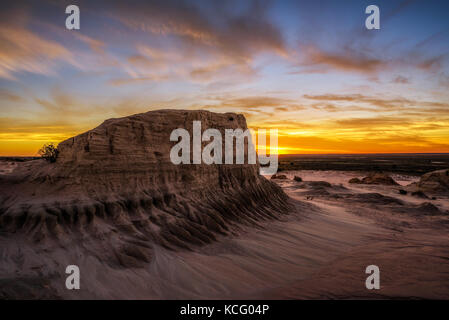 Sonnenuntergang über Wände in China im Mungo National Park, Australien Stockfoto