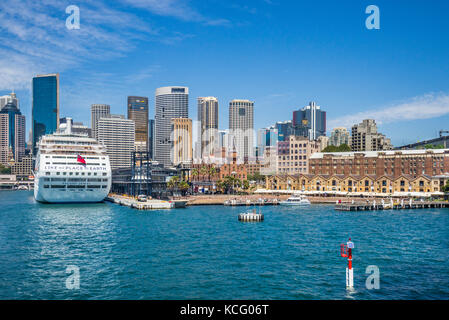 Australien, New South Wales, Sydney Cove, Blick auf Campbells Cove und Kreuzfahrtschiffe Pacific Jewel am Overseas Passenger Terminal Stockfoto