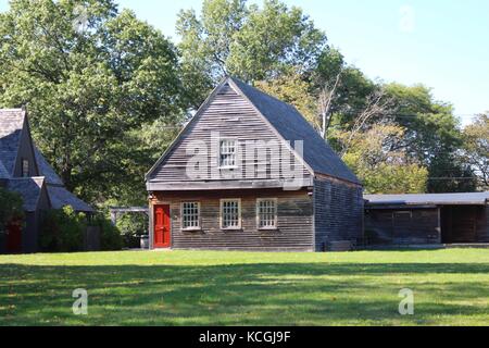 Gemütliche Hütte im Wald im Nordatlantik new england Region Massachusetts entfernt Stockfoto