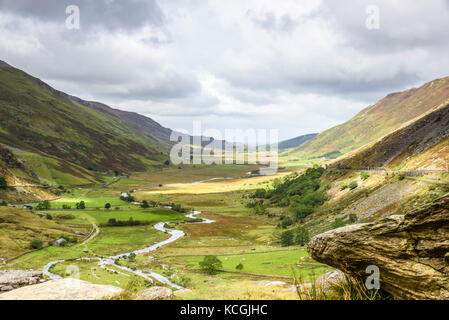 Nant ffrancon Tal von foel Goch, auf der linken Seite, um Pen Jahr ole wen auf der rechten Seite, Snowdonia National Park, Wales Stockfoto