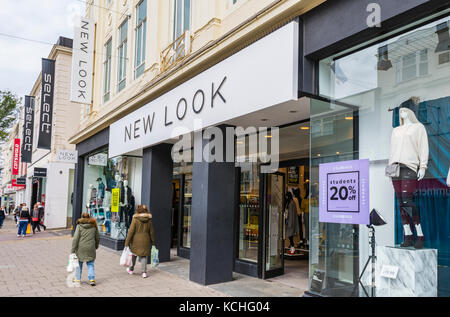 Neuer Look shop Eingang in Brighton, East Sussex, England, UK. Retail Store. Stockfoto