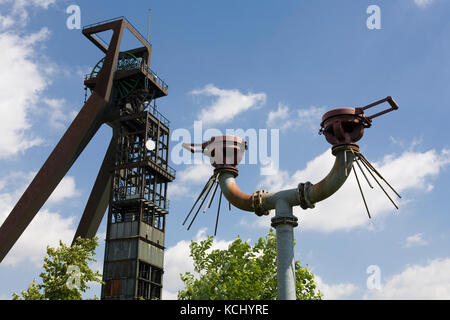 Deutschland, Ruhrgebiet, Recklinghausen, eine Deflammensperre namens Protegofilter vor dem Kopfteil der stillgelegten Kohlemine Recklinghause Stockfoto