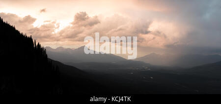 Mountan und See in Jasper National Park Stockfoto