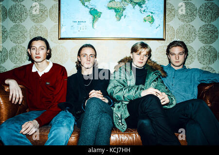 Die dänische Punk-Rock-Band Communions besteht aus Martin Rehof, Mads Rehof, Jacob van Deurs Formann und Frederik Lind Køppen, die hier in Kopenhagen porträtiert werden. Dänemark, 05/01 2017. Stockfoto