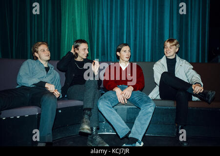 Die dänische Punk-Rock-Band Communions besteht aus Martin Rehof, Mads Rehof, Jacob van Deurs Formann und Frederik Lind Køppen, die hier in Kopenhagen porträtiert werden. Dänemark, 05/01 2017. Stockfoto