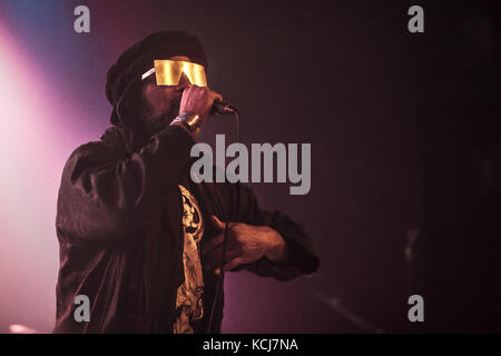 Die amerikanische Jazz-Rap-Gruppe Digable Planets gibt ein Live-Konzert im Pumpehuset in Kopenhagen. Hier ist Rapper und Texter Ishmael Butler live auf der Bühne zu sehen. Dänemark, 16/11 2016. Stockfoto