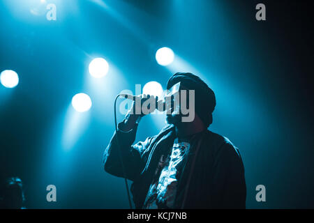 Die amerikanische Jazz-Rap-Gruppe Digable Planets gibt ein Live-Konzert im Pumpehuset in Kopenhagen. Hier ist Rapper und Texter Ishmael Butler live auf der Bühne zu sehen. Dänemark, 16/11 2016. Stockfoto