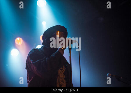 Die amerikanische Jazz-Rap-Gruppe Digable Planets gibt ein Live-Konzert im Pumpehuset in Kopenhagen. Hier ist Rapper und Texter Ishmael Butler live auf der Bühne zu sehen. Dänemark, 16/11 2016. Stockfoto