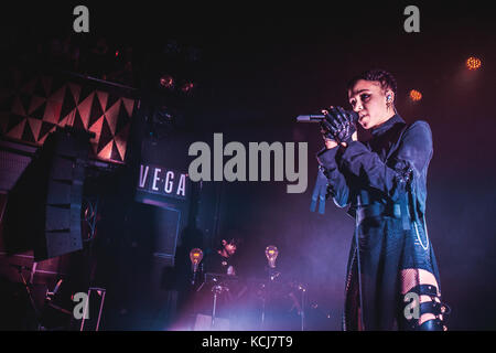 FKA Twigs, die britische Sängerin, Songwriterin und Musikproduzentin, spielt ein Live-Konzert im VEGA in Kopenhagen. Dänemark, 19/10 2014. Stockfoto