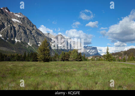 Die Berge des Glacier National Park in der Nähe des Eingang Ost Stockfoto