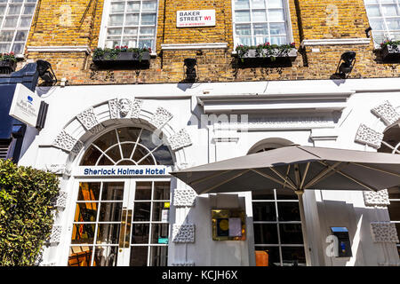 Sherlock Holmes Hotel Baker Street London, Park Plaza Sherlock Holmes Hotel, Baker Street, Marylebone, London, UK, Sherlock Holmes Hotel Gebäude Zeichen Stockfoto