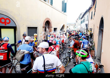 Granfondo Eroica Radrennen Gaiole in Chianti, Toskana, Italien Stockfoto