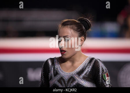 Montreal, Kanada. 4. Okt 2017. Gymnast Vanessa Ferrari (ITA) während der Qualifikation am 47. Abb. Gymnastics World Championships im Olympiastadion in Montreal, Kanada. Melissa J. Perenson/CSM/Alamy leben Nachrichten Stockfoto