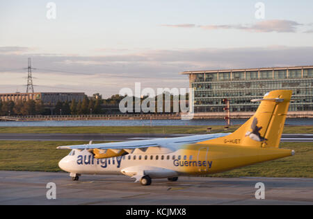 Silvertown, London, UK. 5. Okt, 2017. de Wetter: flugverspätungen von London City Airport wegen schlechten Wetters in Mitteleuropa Credit: wansfordphoto/alamy leben Nachrichten Stockfoto