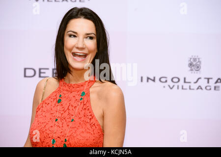Berlin, Deutschland. Oktober 2017. Mariella Ahrens kommt am 5. Oktober 2017 zur Wohltätigkeitsgala „Tribute to Bambi“ in Berlin. Quelle: Gregor Fischer/dpa/Alamy Live News Stockfoto