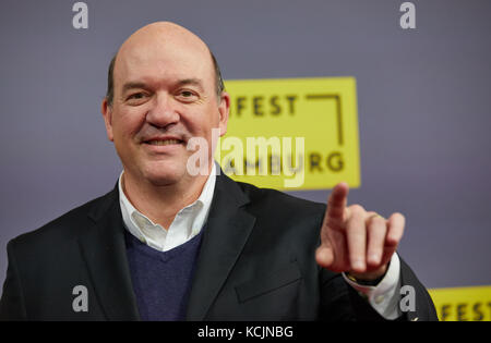Hamburg, Deutschland. Oktober 2017. Der US-amerikanische Schauspieler und Regisseur John Carroll Lynch trifft am 5. Oktober 2017 zur Eröffnung des 25. Hamburger Filmfestivals im CinemaxX in Hamburg ein. Das Festival endet am 14. Oktober. Quelle: Georg Wendt/dpa/Alamy Live News Stockfoto