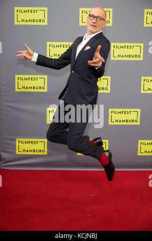 Hamburg, Deutschland. Oktober 2017. Schauspieler Peter Lohmeyer kommt bei der Eröffnung des 25. Hamburger Filmfestivals am 5. Oktober 2017 im CinemaxX in Hamburg an. Das Festival endet am 14. Oktober. Quelle: Georg Wendt/dpa/Alamy Live News Stockfoto