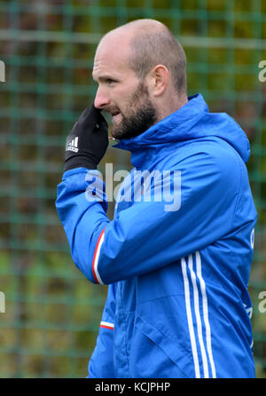 Moskau, Russland. 05th Oktober 2017. Der russische internationale Fußball-Mittelfeldspieler Konstantin Rausch trainiert vor dem Testspiel gegen Südkorea am 5. Oktober 2017 in Moskau. Quelle: Alizada Studios/Alamy Live News Stockfoto