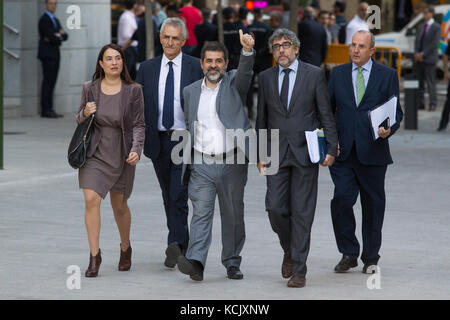 Madrid, Spanien. 06 Okt, 2017. Katalonien Nationalversammlung Präsident jordi Sanchez, dem nationalen Gericht kommt über Katalonien "s Unabhängigkeit Prozess zu erklären, in Madrid, am Freitag, 06, Oktober 2017. Credit: gtres información más comuniación auf Linie, s l/alamy leben Nachrichten Stockfoto