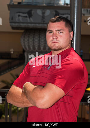 Hollywood, CA. 26. Juli, 2017. Stanford defensive Harrison Phillips posiert für ein Foto bei der Pac-12 Fußball-Tag am Donnerstag, 26. Juli 2017 im Hollywood und Highland, in Hollywood, CA. (Mandatory Credit: Juan Lainez/MarinMedia.org/Cal Sport Media) (Komplette Fotograf und Kreditkarte erforderlich) Credit: Csm/Alamy leben Nachrichten Stockfoto