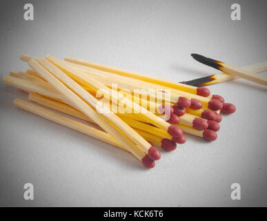 Stapel mit Übereinstimmungen Stockfoto