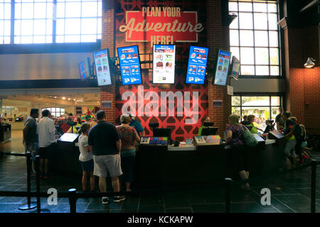 Besucher in Hershey's Chocolate World. Hershey. Pennsylvania. USA Stockfoto