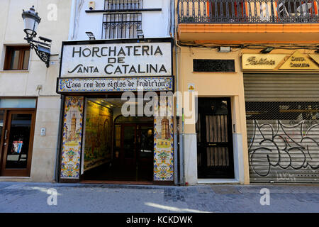 Eingang von Horchateria de santa Catalina, Valencia. Spanien Stockfoto