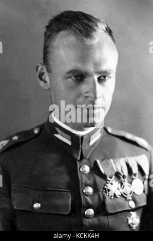 Witold Pilecki (1901-1948) bei 'Podporucznik" (2nd Lieutenant) in der polnischen Armee 1938. Pilecki ging auf die Zusammenarbeit der Polnischen Armee (Armia Tajna Polska) eine Widerstandsgruppe in deutscher Sprache - Polen belegt. Stockfoto