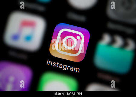 Eine Nahaufnahme des Unternehmens Logo für die Instagram app Symbol, wie auf dem Bildschirm eines Smartphones (nur redaktionelle Nutzung) Stockfoto