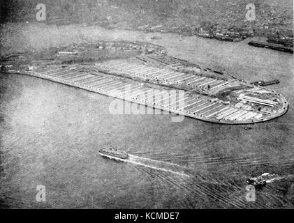 Collier's 1921 New York (city) Governor's Island im Hafen von New York Stockfoto