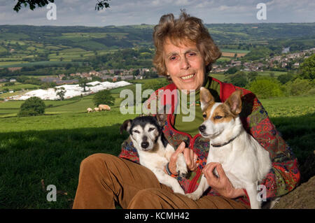 Revel Guest, Filmemacher, Autor, Journalist und Vorsitzende der Hay Festival (Standort hinter einige Bilder gesehen) Stockfoto