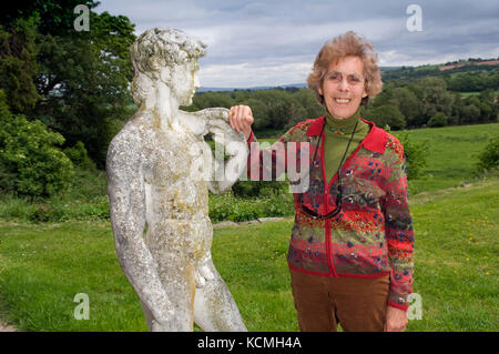 Revel Guest, Filmemacher, Autor, Journalist und Vorsitzende der Hay Festival (Standort hinter einige Bilder gesehen) Stockfoto