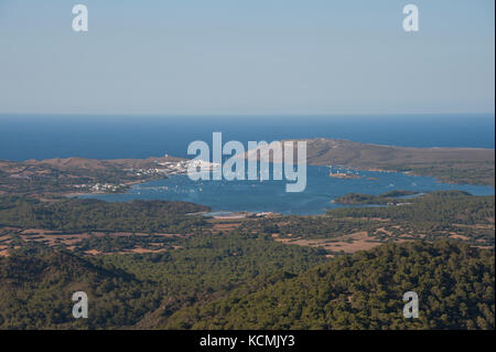 Anzeigen von fornells vom Monte Toro, Menorca, Spanien Stockfoto