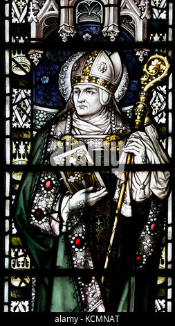 Saint Wilfrid Glasmalerei, der St. Wilfrid's Church, North Muskham, Nottinghamshire, England, Großbritannien Stockfoto