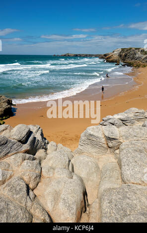 Die felsige Küste der Cote Sauvage Quiberon Bretagne Frankreich Stockfoto